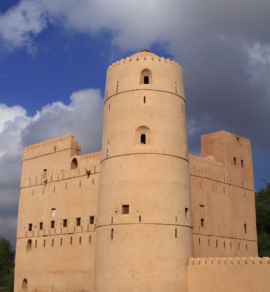 Birkat Al Mawz and Jabreen Nizwa Tour
