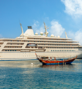 Omani tourist cruise