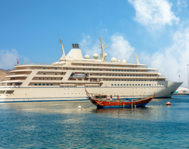Omani tourist cruise